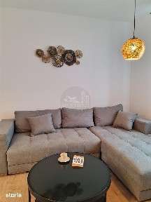 Casa moderna cu 3 camere 2 bai dressing curte zona Centrala