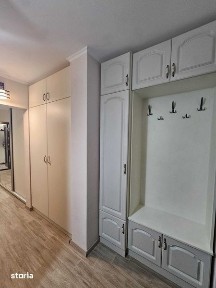 Inchiriez apartament 3 camere PB Decebal