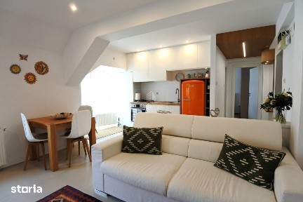 Duplex elegant intr-un bloc tip vila - 90 mp de confort, lumina si i