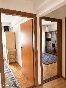 Apartament 3 camere decomandat, 65 mp, garaj, 2 băi, Plopilor