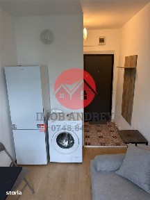 Garsoniera de vanzare in Vest, etaj 3