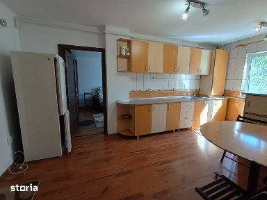 De inchiriat apartament cu 2 camere str Padurii