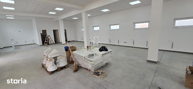 Showroom/Cladire de Birouri 500 Mp de Inchiriat, Zona Libertatii