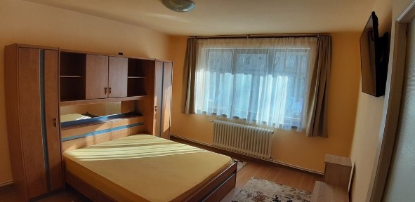 Pf închiriez ap.2camere lăngă Iulius Mall