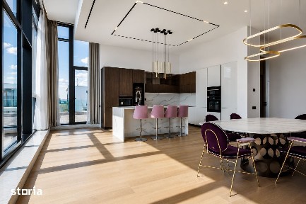 Penthouse exclusivist cu piscină privată și terasă panoramică