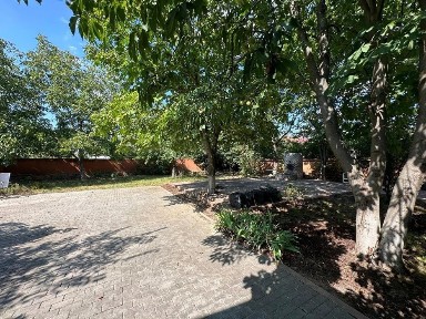 Pipera,- Drumul Negru, teren 2500 mp, proprietar, vilă P+1E+M, comision ZERO - suprafata teren 2500 mp, construcție desfasurata 1053 m