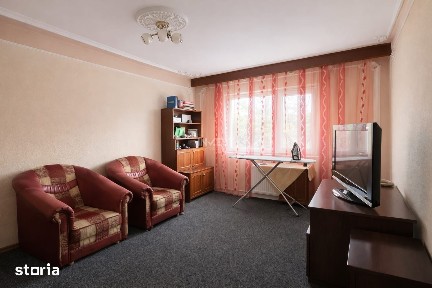 Apartament 3 Camere - 2 Bai - 75 MP - zona Nicolina 2