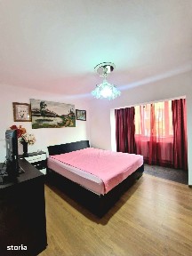 Apartament 3 camere, 2 băi, decomandat, etaj 2