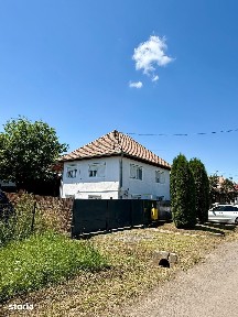 Vand casa cu etaj din caramida In Frunzeni, jud Mures, Transilvania