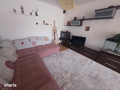 Inchiriez 2 camere Grivitei-Centrul Civic, parcare si aer conditionat