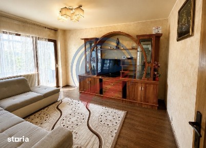 Apartament 3 camere decomandate, zona Lapus