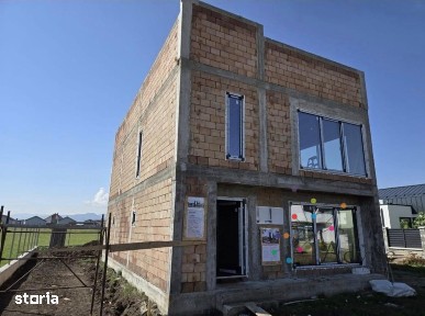 CASA MODERNA IN CURS DE FINISARE