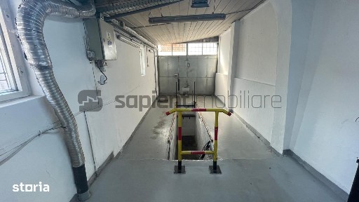 De închiriat: Spațiu comercial / atelier auto 64 mp