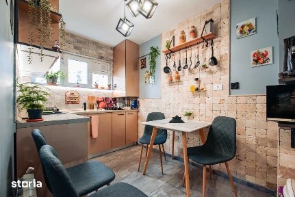 Vand apartament 2 camere cu parcare,mobilat, amenajat nou, langa Calea Floresti. Se vinde fara agentii imobiliare.