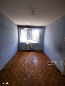 PROPRIETAR! Vând apartament 2 camere decomandat, strada Dacia