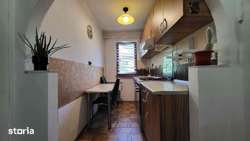 Apartament cu 2 camere, Str. Italiana,renovat
