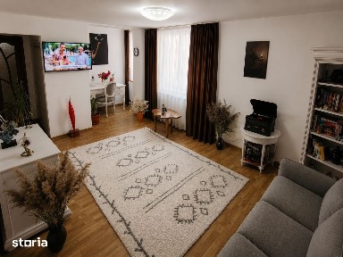 PROPRIETAR- vand ap 2 camere mobilat, cu boxa si loc parcare