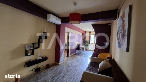 Apartament 3 camere decomandat 68 mp etaj 1 strada Frunzei Turnisor