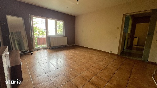 Apartament 3 camere situat in Micro 16 ETAJUL 3!