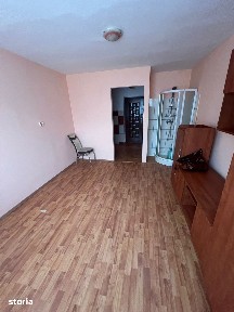 Garsoniera zona Closca ETAJUL 1 !