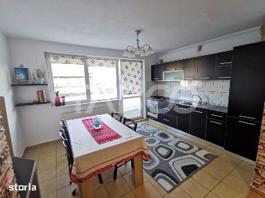 Apartament decomandat de inchiriat 2 camere 56 mpu si balcon 6 mp
