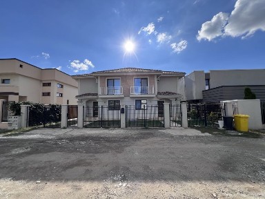 Urgent. Reducere ! Casa zona Selgros Casa Noastra Little Town