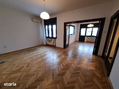 Piața Romana vav McDonald's - apartament nemobilat - 124mp