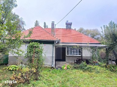 Casa traditionala din lemn - refugiul perfect intr-o oaza de liniste