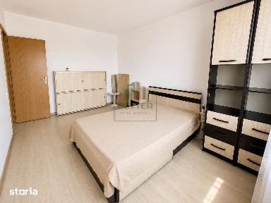 Apartament 3 camere de vânzare, Sector 4, 800 m metrou, balcon generos
