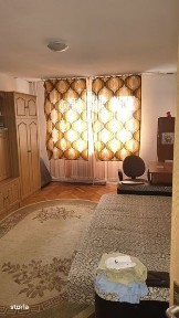 Închiriez apartament 3camere 70 Mp.2 balcoane