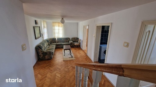 INCHIRIERE Casa individuala D + P + E + M cu 8 Camere 5 Bai 750 mp Ter