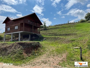 Casa de lemn cu teren de vanzare in Alba Iulia zona Micesti