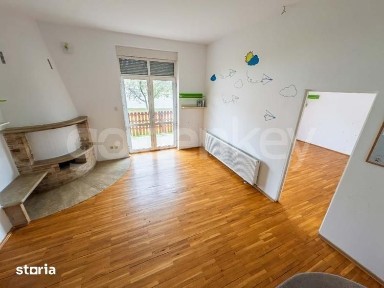Vila spatioasa cu 12 camere | langa padure | 1775 mp teren