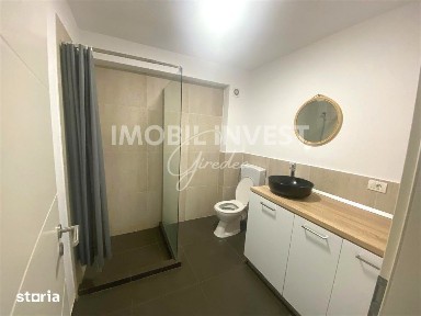 Apartament modern cu 2 camere, bloc nou, loc de parcare - Zona Schit