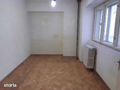 Apartament cu 2 camere, zona centrală, lângă Piața Unirii