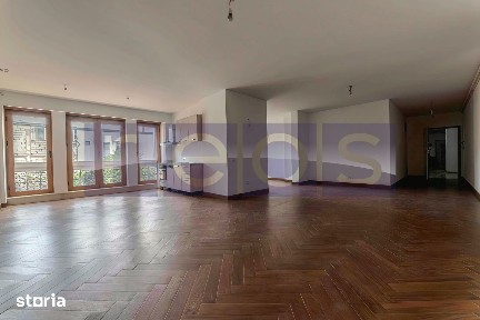 3 CAMERE | DOROBANTI