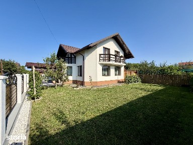 Casa modernă finisată, mobilată, utilată, garaj dublu și terasă 100 mp