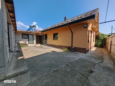 Casa de vanzare P+M cu 800 mp teren, Girleni