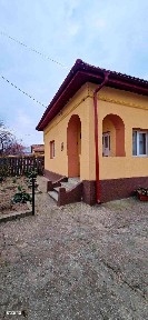 Oportunitate Imobiliară De Excepție Casă Cu Teren Generos În Rm.Vâlcea