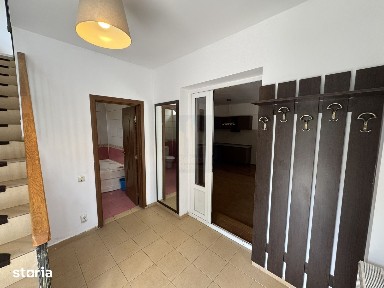 Casa cu 7 camere de vanzare in zona *Regie-Belvedere*