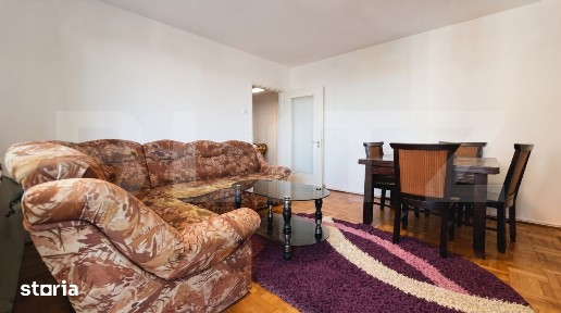 Apartament cu 3 camere de inchiriat, vis-a-vis de Piata Mare