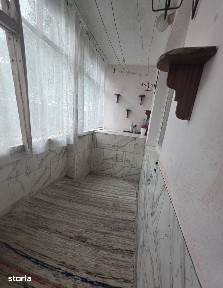 Vand apartament 3 camere zona Scriitorilor, necesita renovare