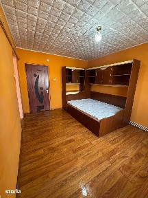 Proprietar Garsonieră,etaj 2, centrală, parcare,Constructorilor Tâ-Jiu