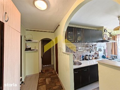 Apartament 100 mp construiti 2 camere zona 300 de vanzare