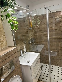 Garsoniere și apartamente de închiriat