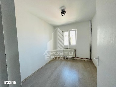 Apartament 4 Camere/Spațios și Luminos/Etaj 7 - Zona Vlaicu/72 mp