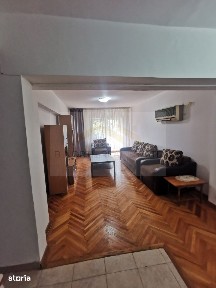 2 camere/langa magazin Unirii/A.C