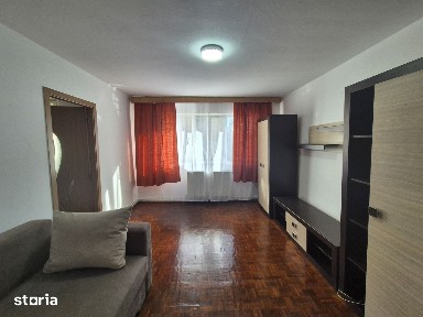 Închiriez apartament Moroasa