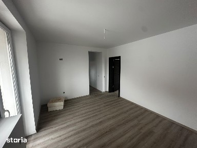 Duplex 5 camere -150mpu, curte 250mp - Cisnadie
