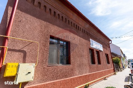 Casă cu potential investitional Hateg,jud.Hunedoara